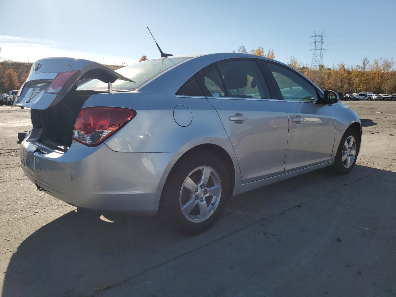2012 CHEVROLET CRUZE LT - Image 3