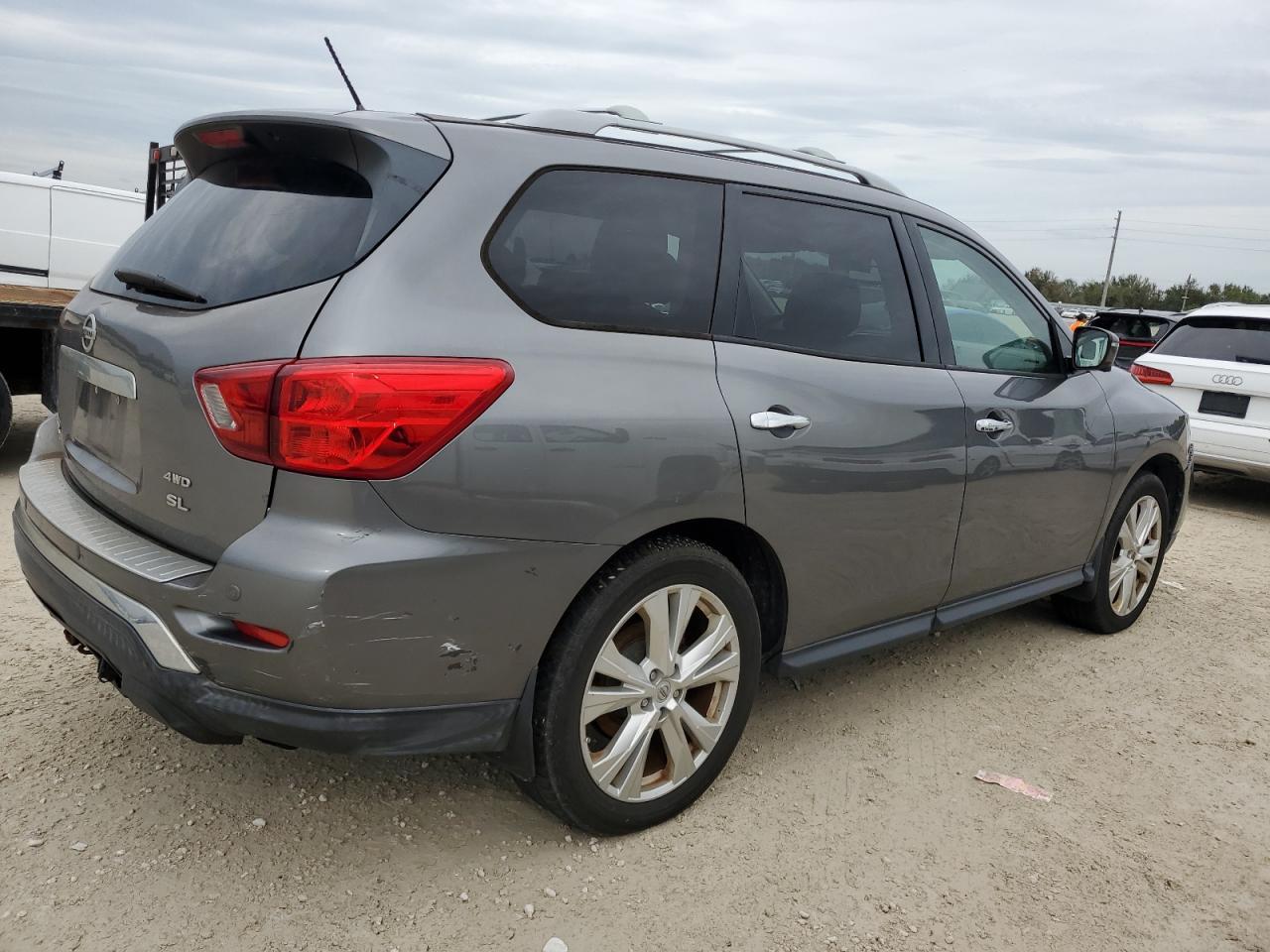 2018 NISSAN PATHFINDER - Image 3