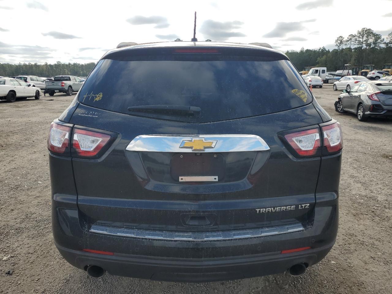 2014 CHEVROLET TRAVERSE L - Image 6