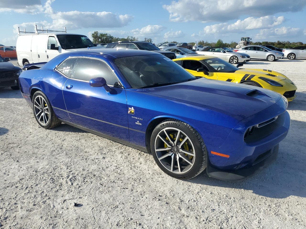 2020 DODGE CHALLENGER - Фото 4