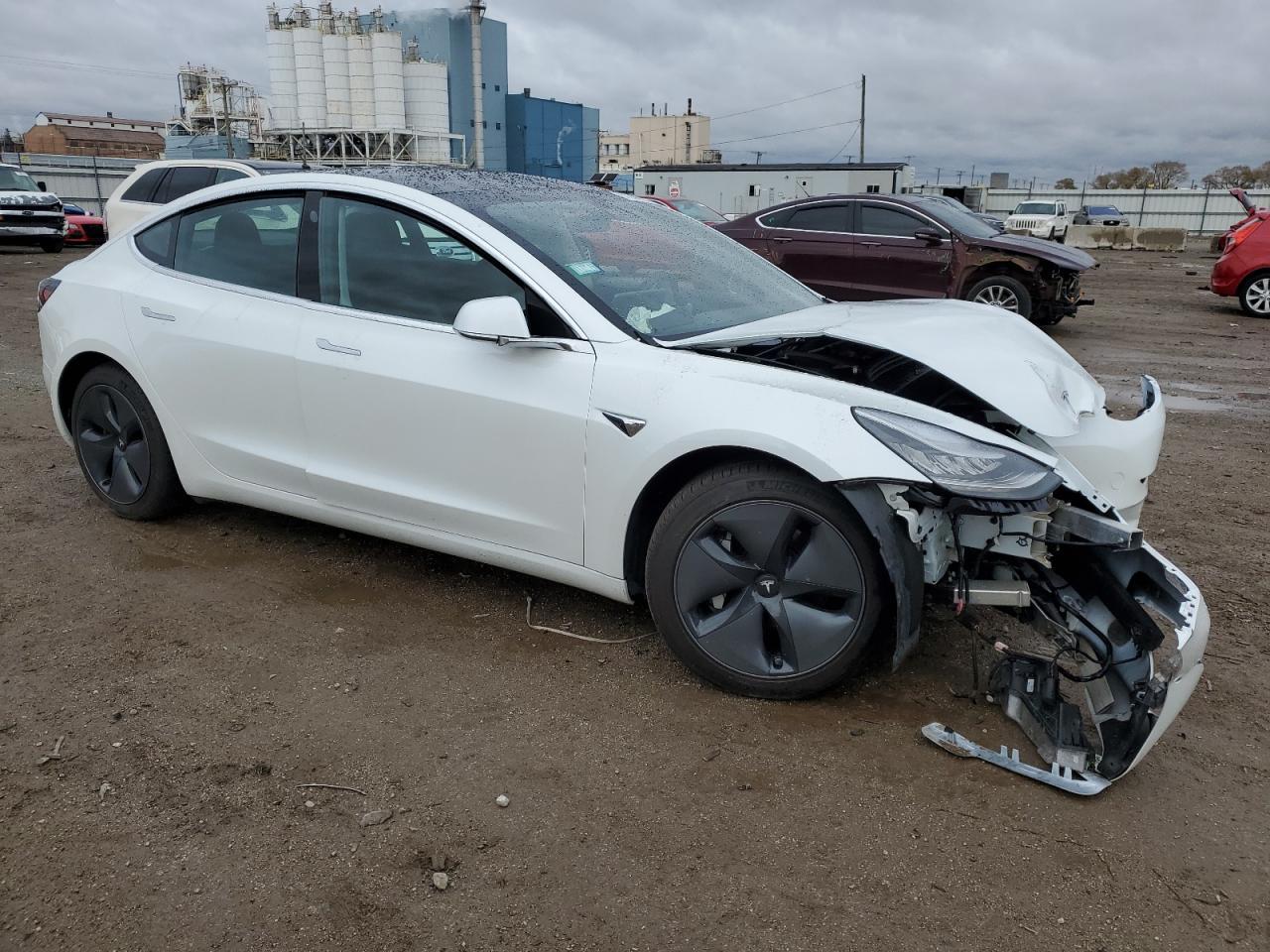 2019 TESLA MODEL 3 - Image 4