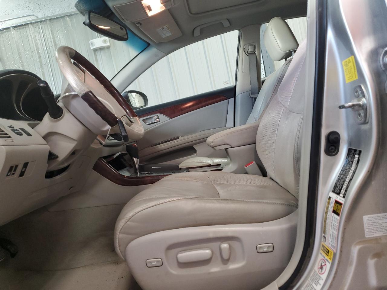 2011 TOYOTA AVALON BAS - Image 7