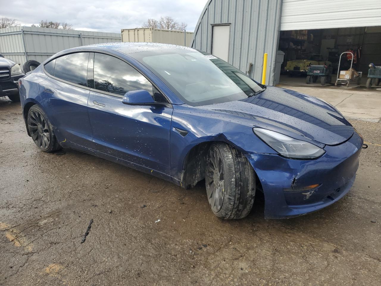 2021 TESLA MODEL 3 - Фото 4