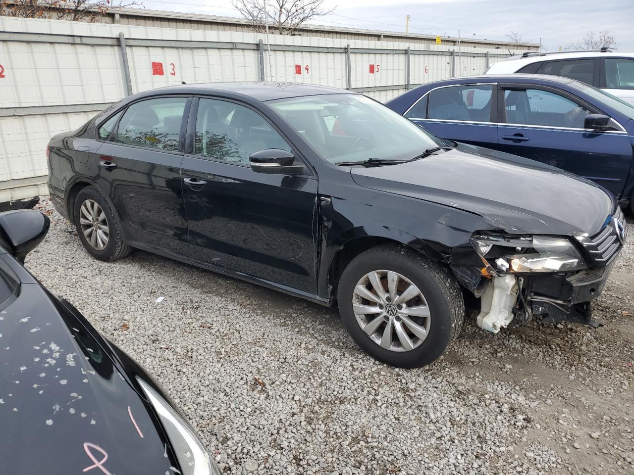 2014 VOLKSWAGEN PASSAT S - Фото 4
