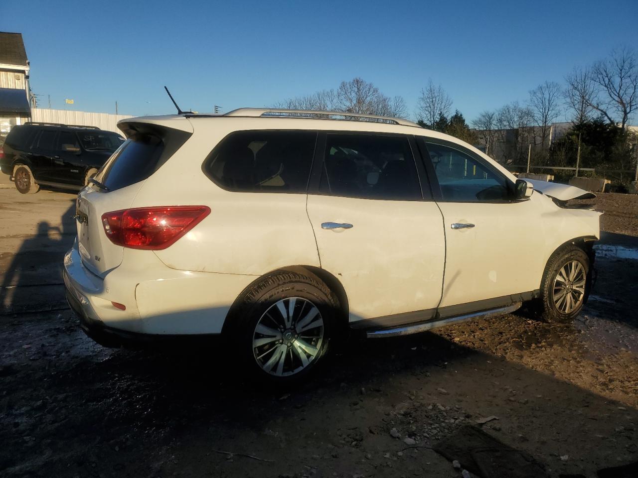 2018 NISSAN PATHFINDER - Image 3