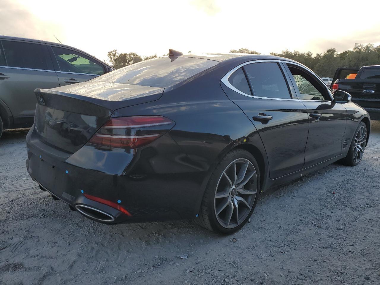 2022 GENESIS G70 BASE - Image 3