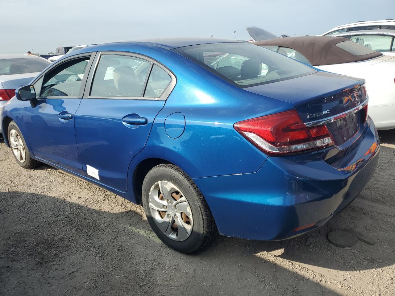 2015 HONDA CIVIC LX - Фото 2