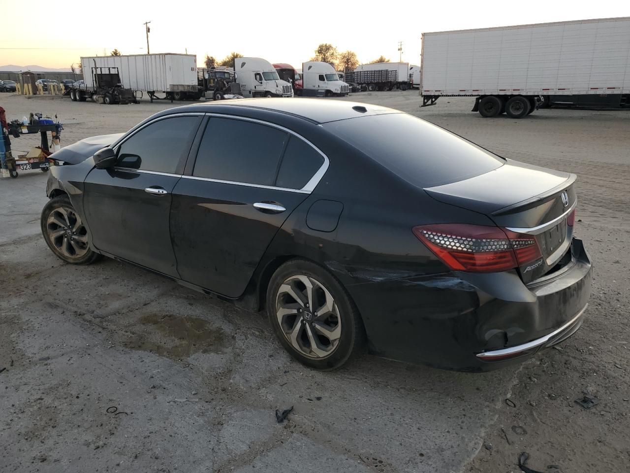 2016 HONDA ACCORD EXL - Image 2