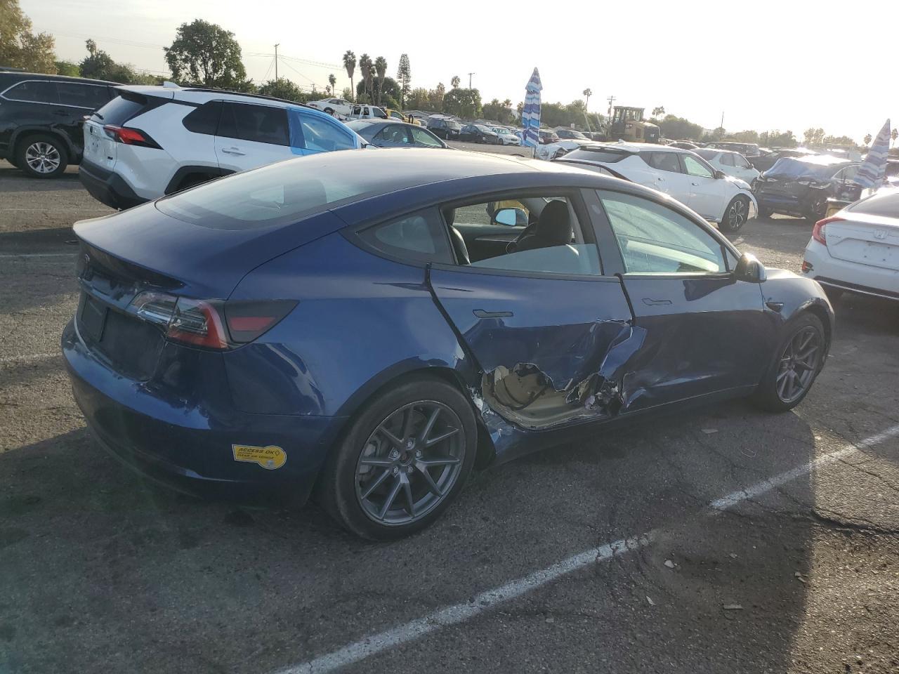 2021 TESLA MODEL 3 - Image 3