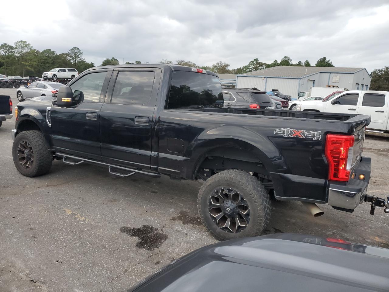2017 FORD F250 SUPER - Image 2