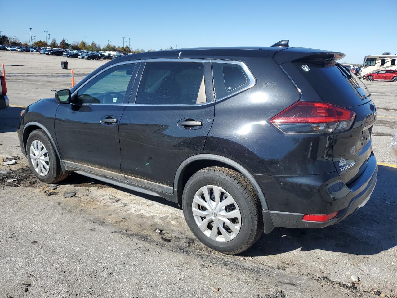 2018 NISSAN ROGUE S - Фото 2