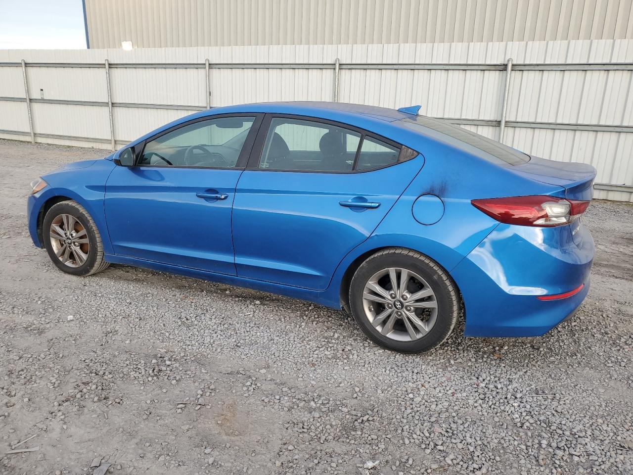 2017 HYUNDAI ELANTRA SE - Image 2