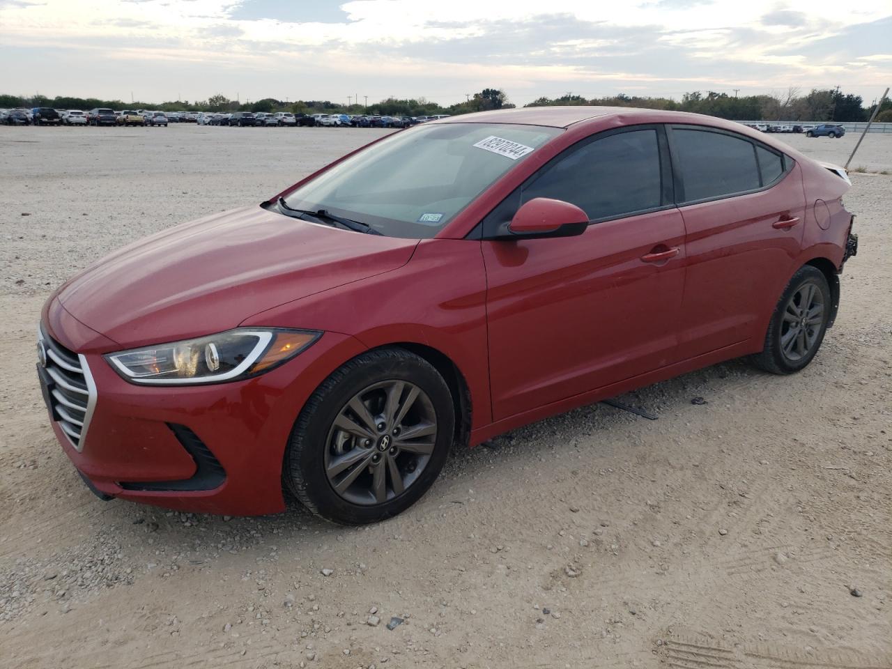 2018 HYUNDAI ELANTRA SE