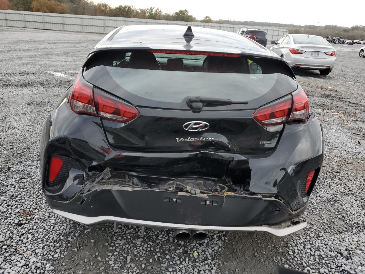 2019 HYUNDAI VELOSTER T - Фото 6