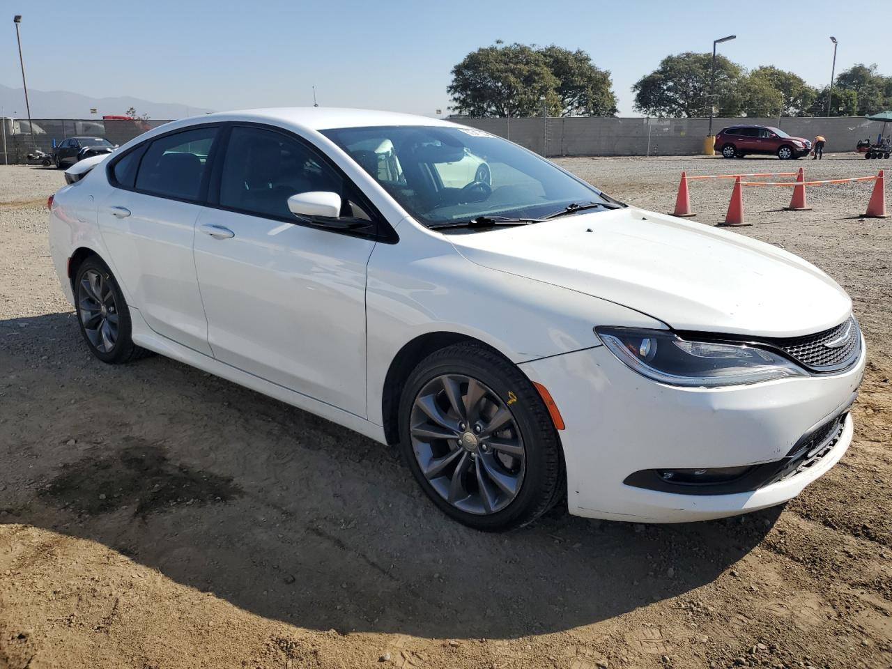 2015 CHRYSLER 200 S - Image 4