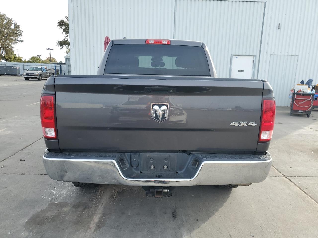 2018 RAM 1500 ST - Image 6