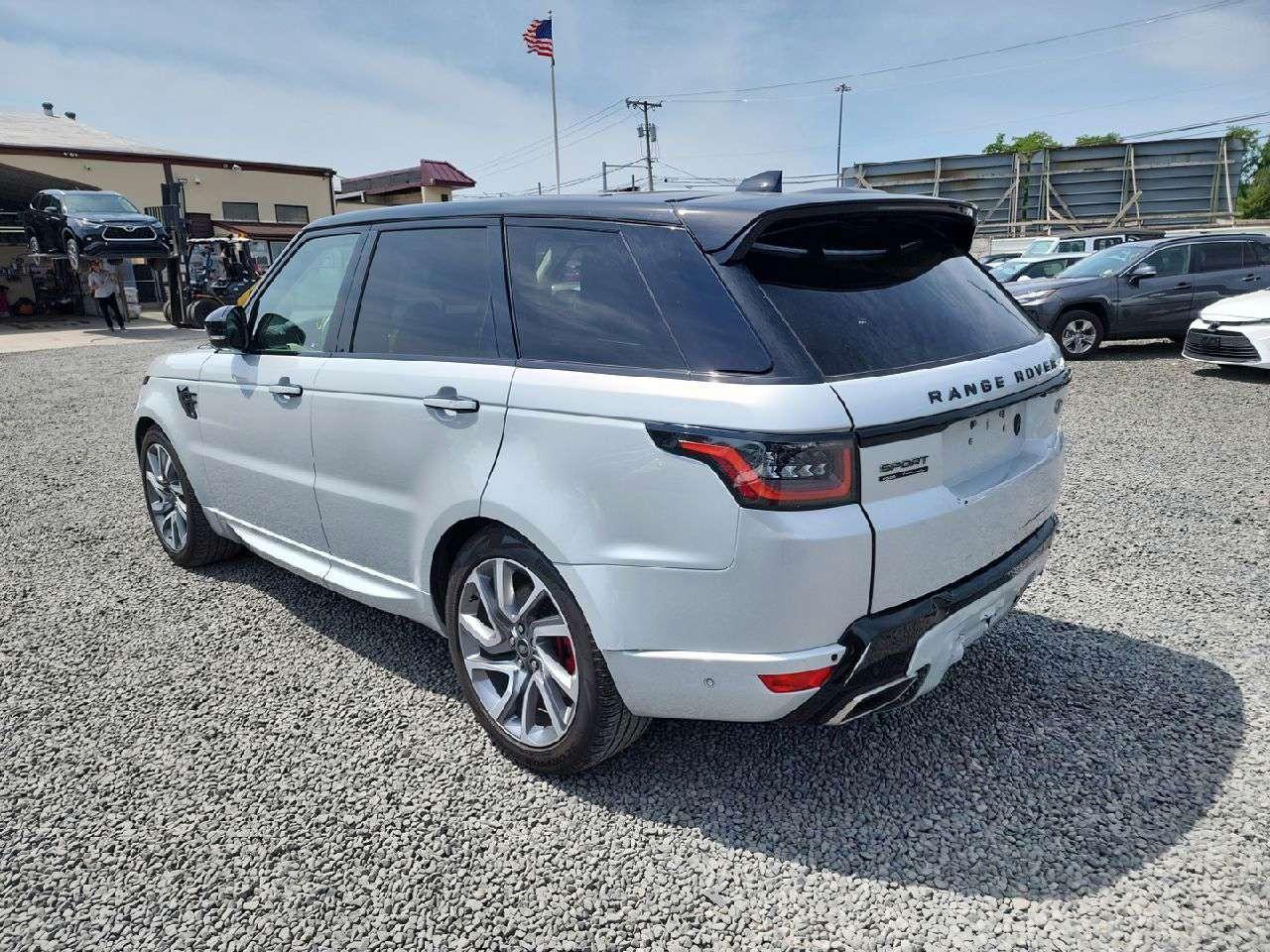 2022 LAND ROVER RANGE ROVE - Image 2