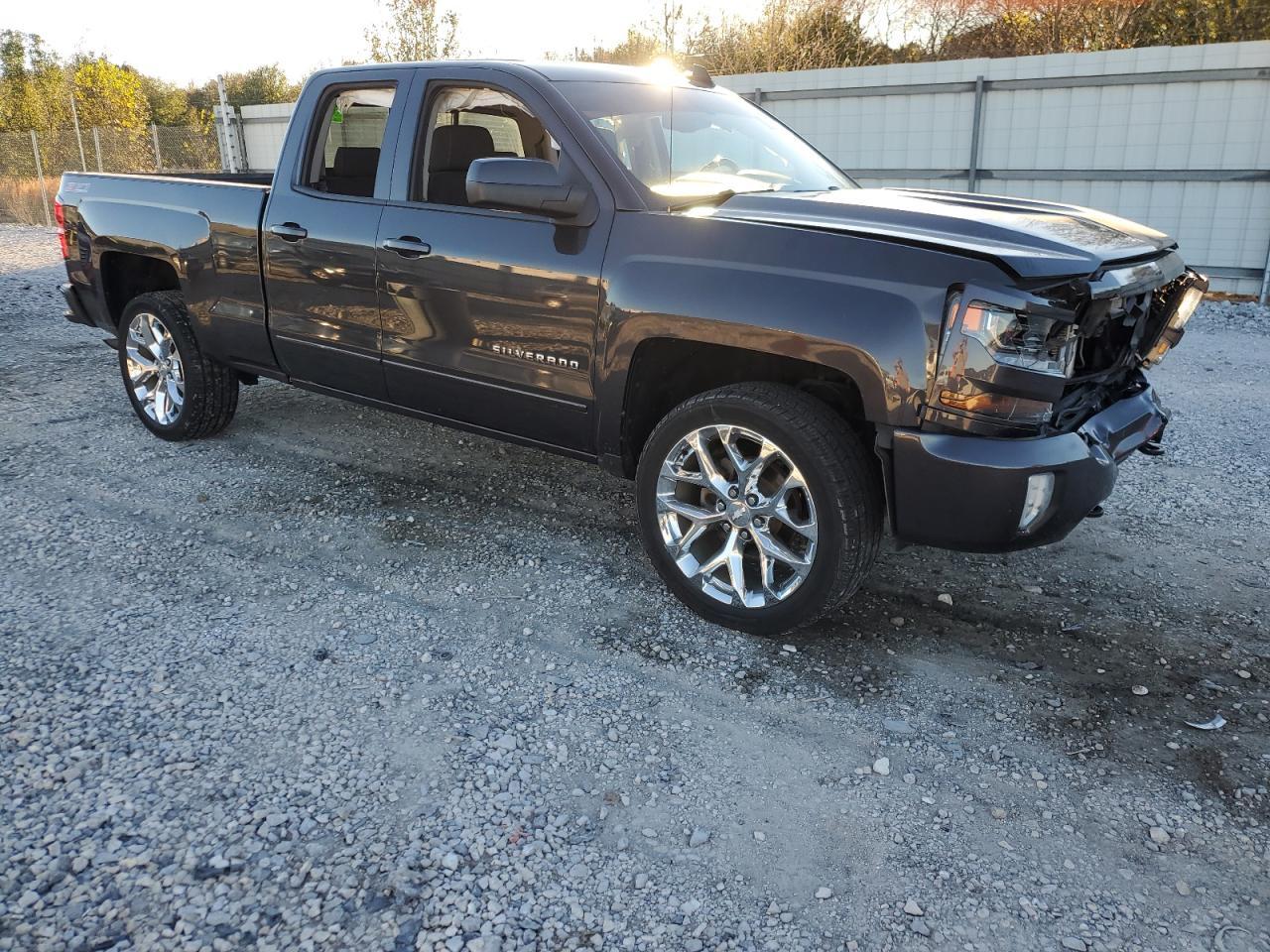 2016 CHEVROLET SILVERADO - Image 4