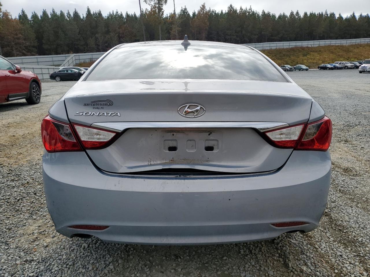 2011 HYUNDAI SONATA SE - Image 6