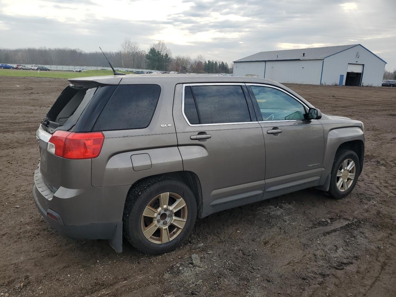 2012 GMC TERRAIN SL - Фото 3