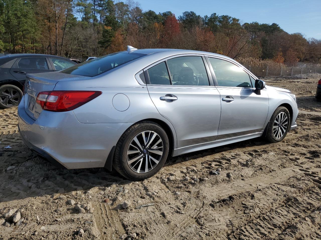 2019 SUBARU LEGACY 2.5 - Фото 3
