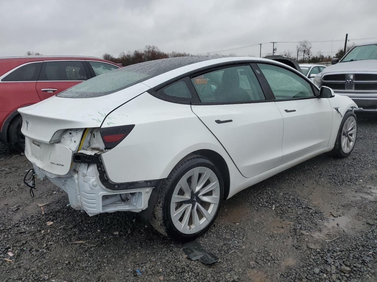 2021 TESLA MODEL 3 - Фото 3
