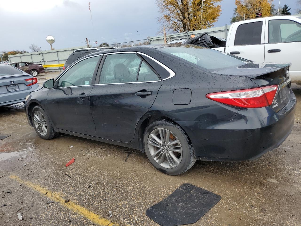 2017 TOYOTA CAMRY LE - Image 2