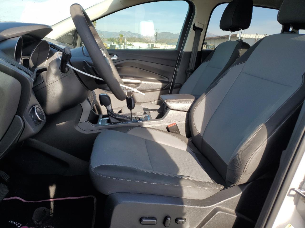 2017 FORD ESCAPE SE - Фото 7