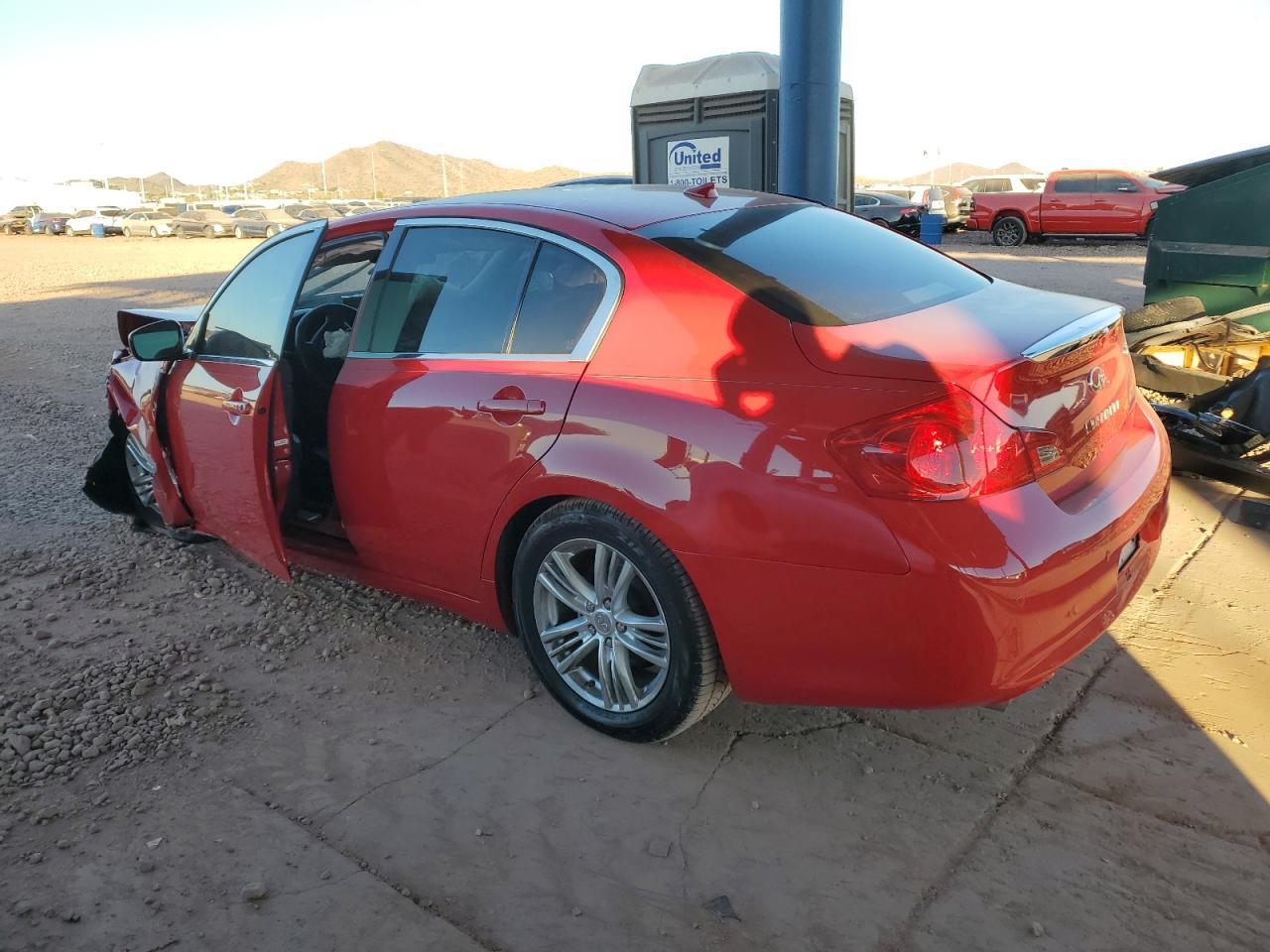 2011 INFINITI G37 BASE - Image 2