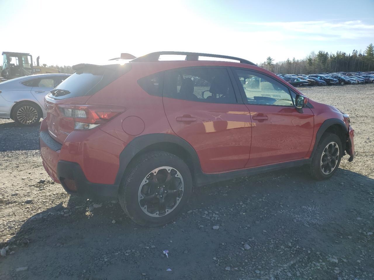 2021 SUBARU CROSSTREK - Фото 3
