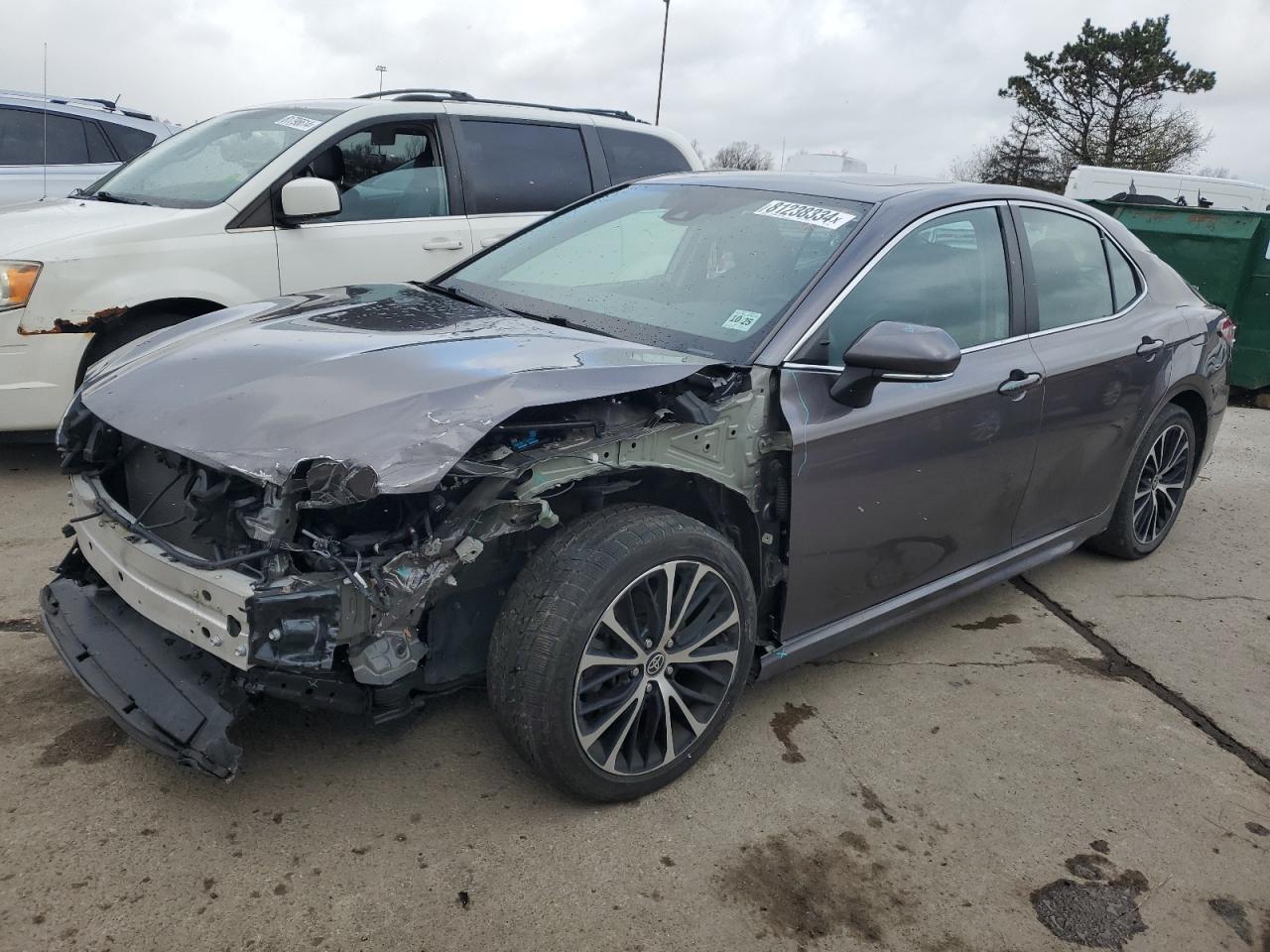 2020 TOYOTA CAMRY SE