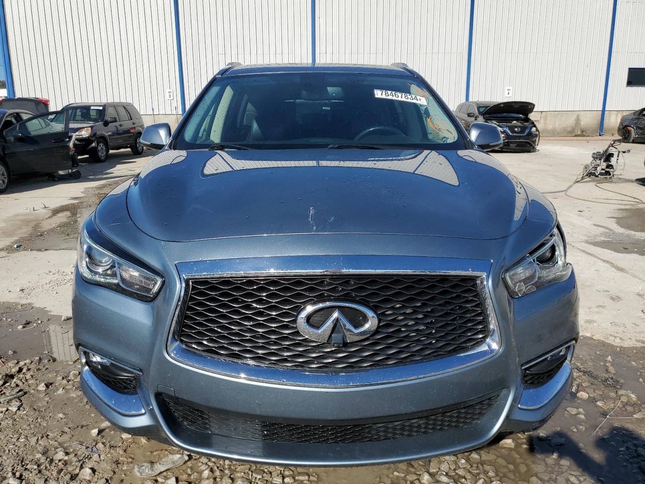 2017 INFINITI QX60 - Image 5