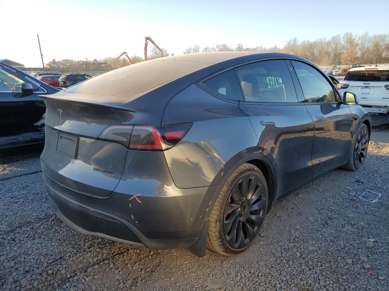 2022 TESLA MODEL Y - Image 3