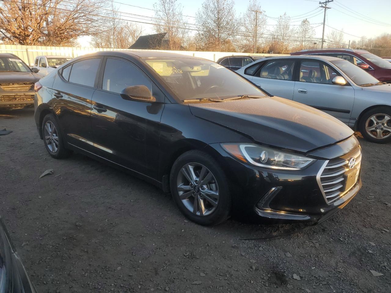 2018 HYUNDAI ELANTRA SE - Фото 4