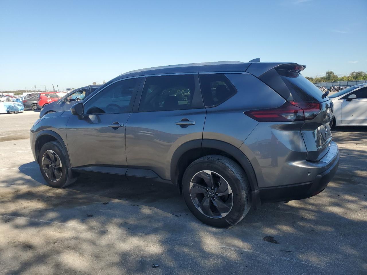 2024 NISSAN ROGUE SV - Image 2