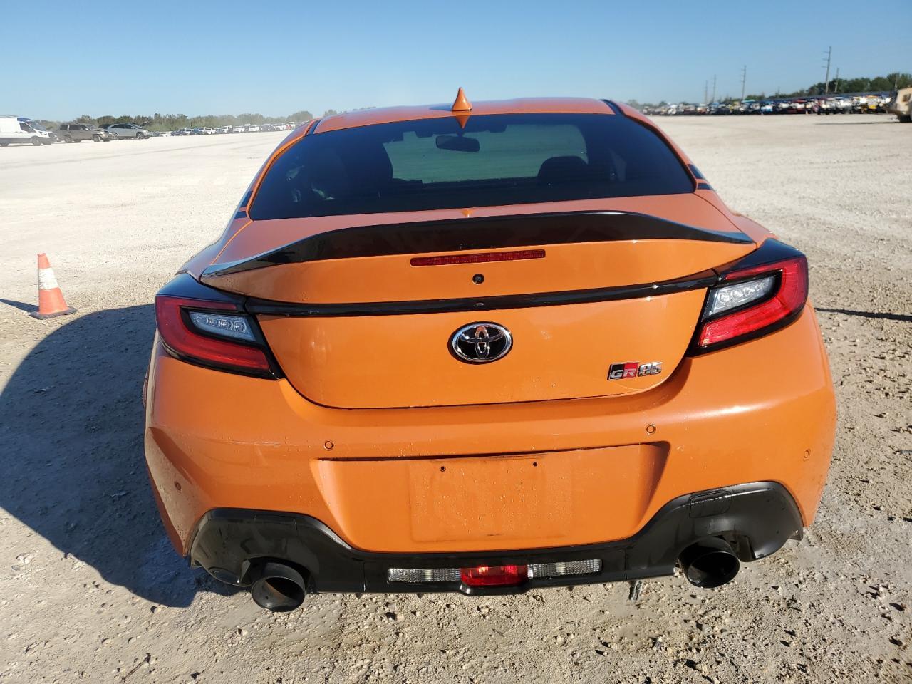 2023 TOYOTA GR 86 PREM - Фото 6