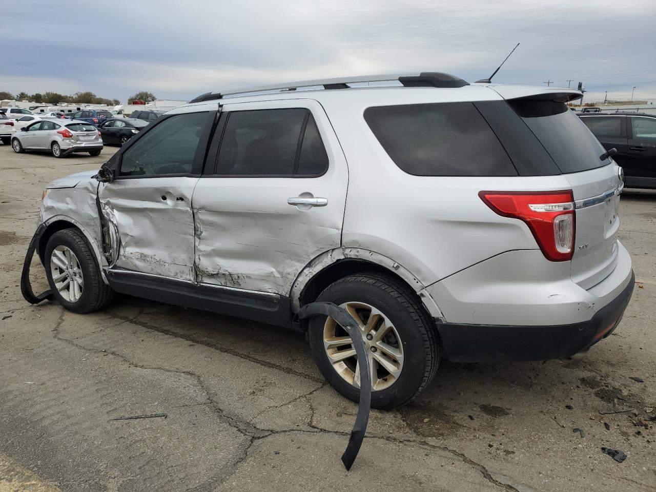 2013 FORD EXPLORER X - Фото 2