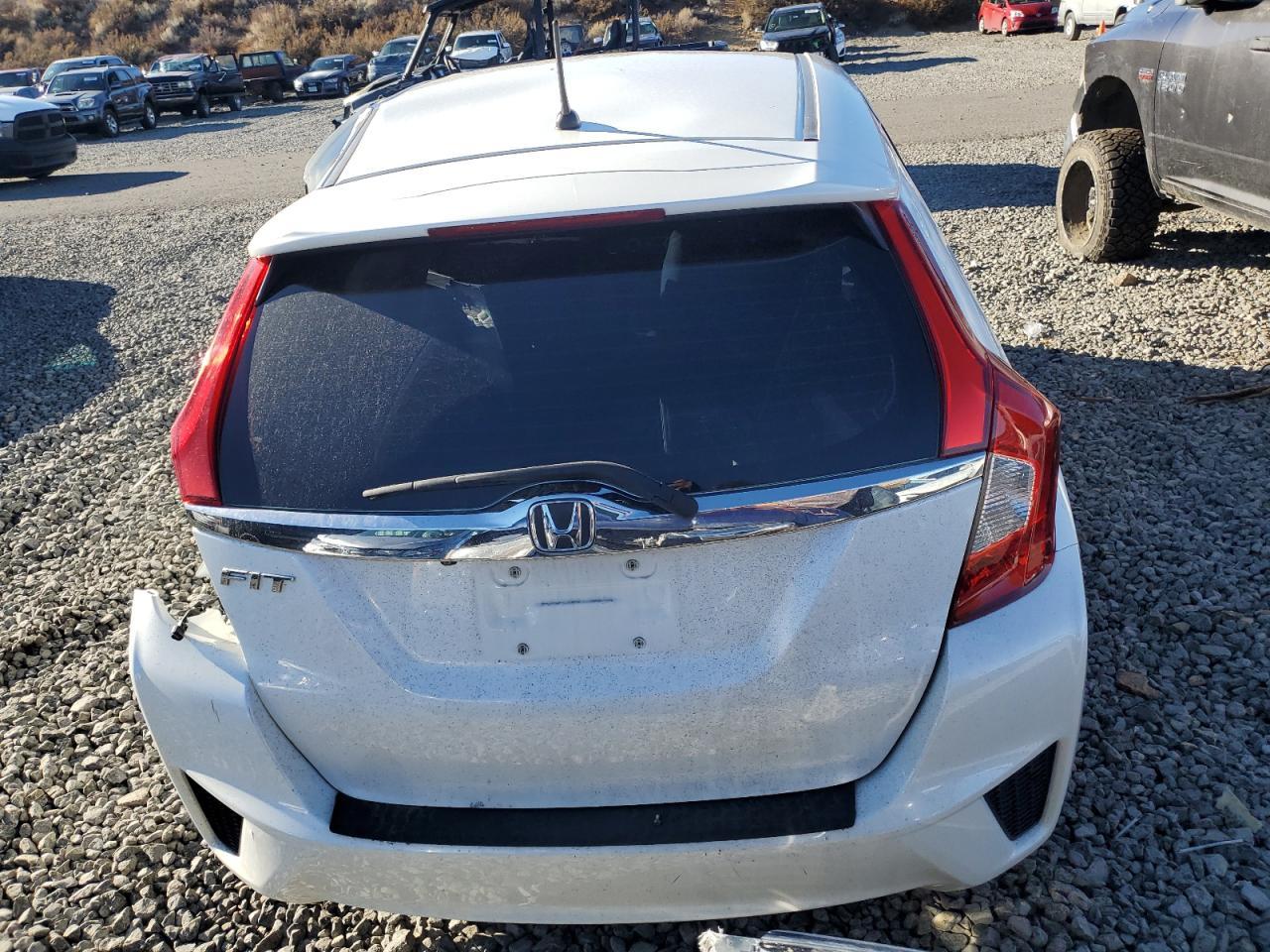 2016 HONDA FIT EX - Image 6