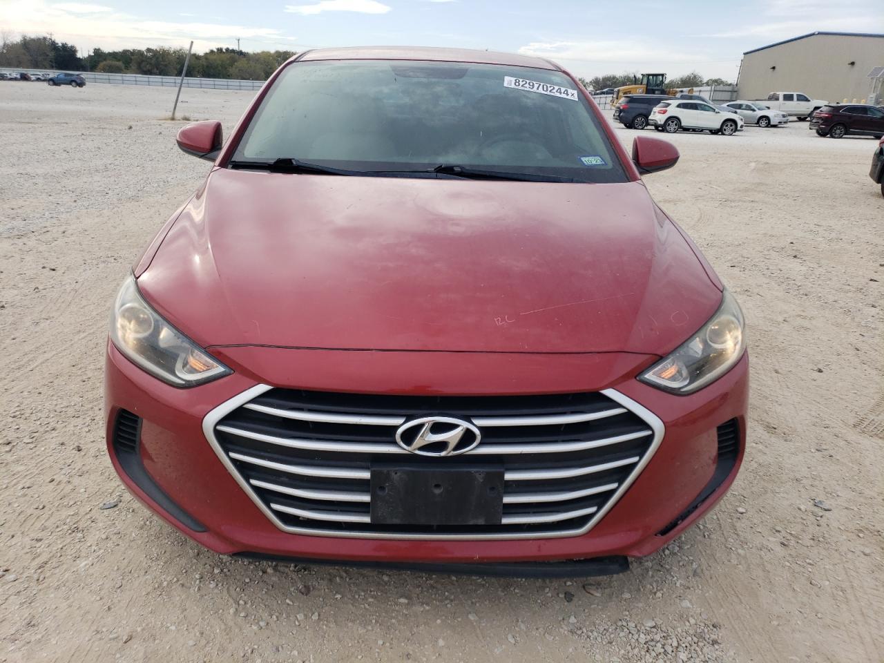 2018 HYUNDAI ELANTRA SE - Image 5