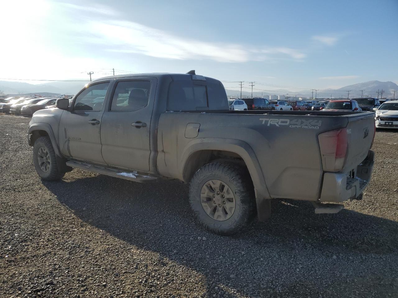 2019 TOYOTA TACOMA DOU - Фото 2
