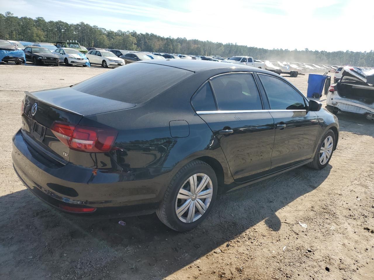 2017 VOLKSWAGEN JETTA S - Image 3