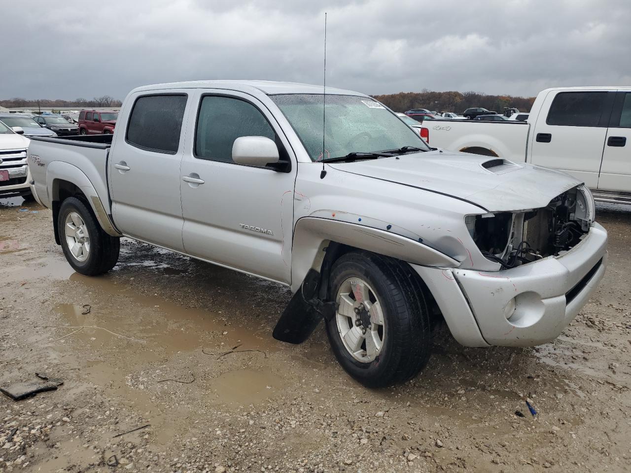 2011 TOYOTA TACOMA DOU - Фото 4