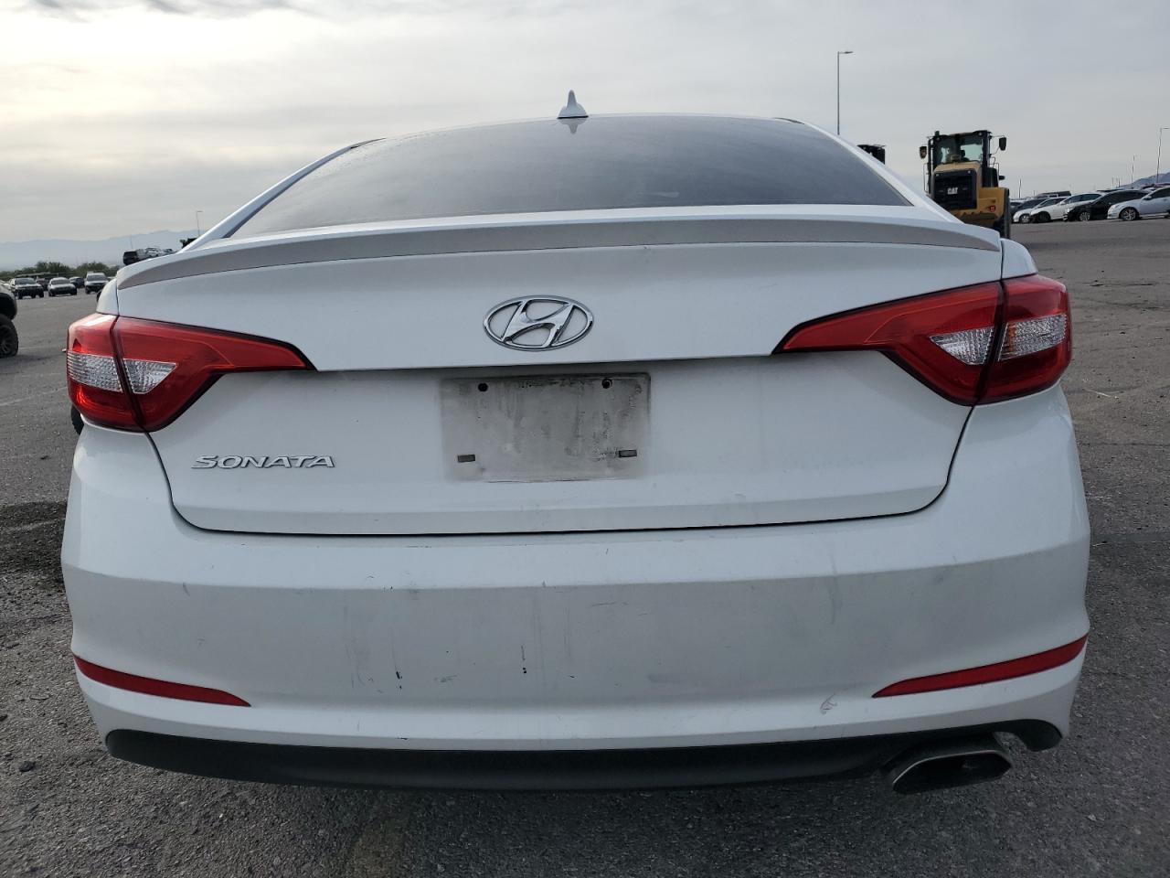 2017 HYUNDAI SONATA SE - Image 6