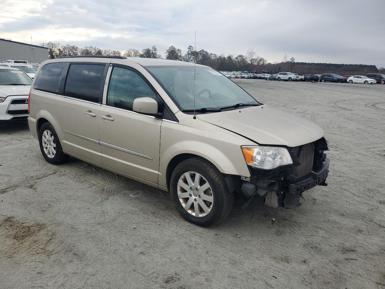 2014 CHRYSLER TOWN & COU - Фото 4
