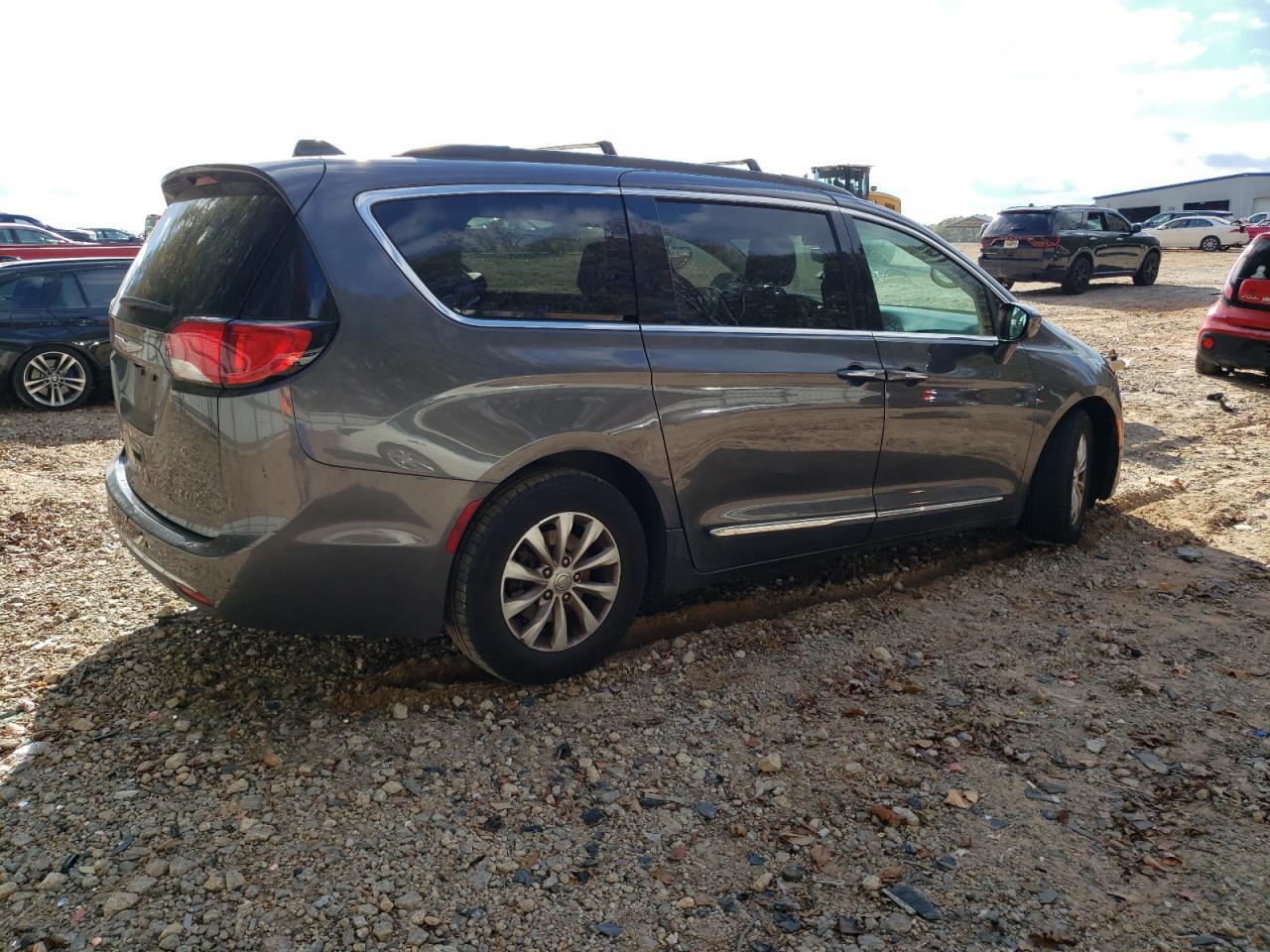 2017 CHRYSLER PACIFICA T - Фото 3