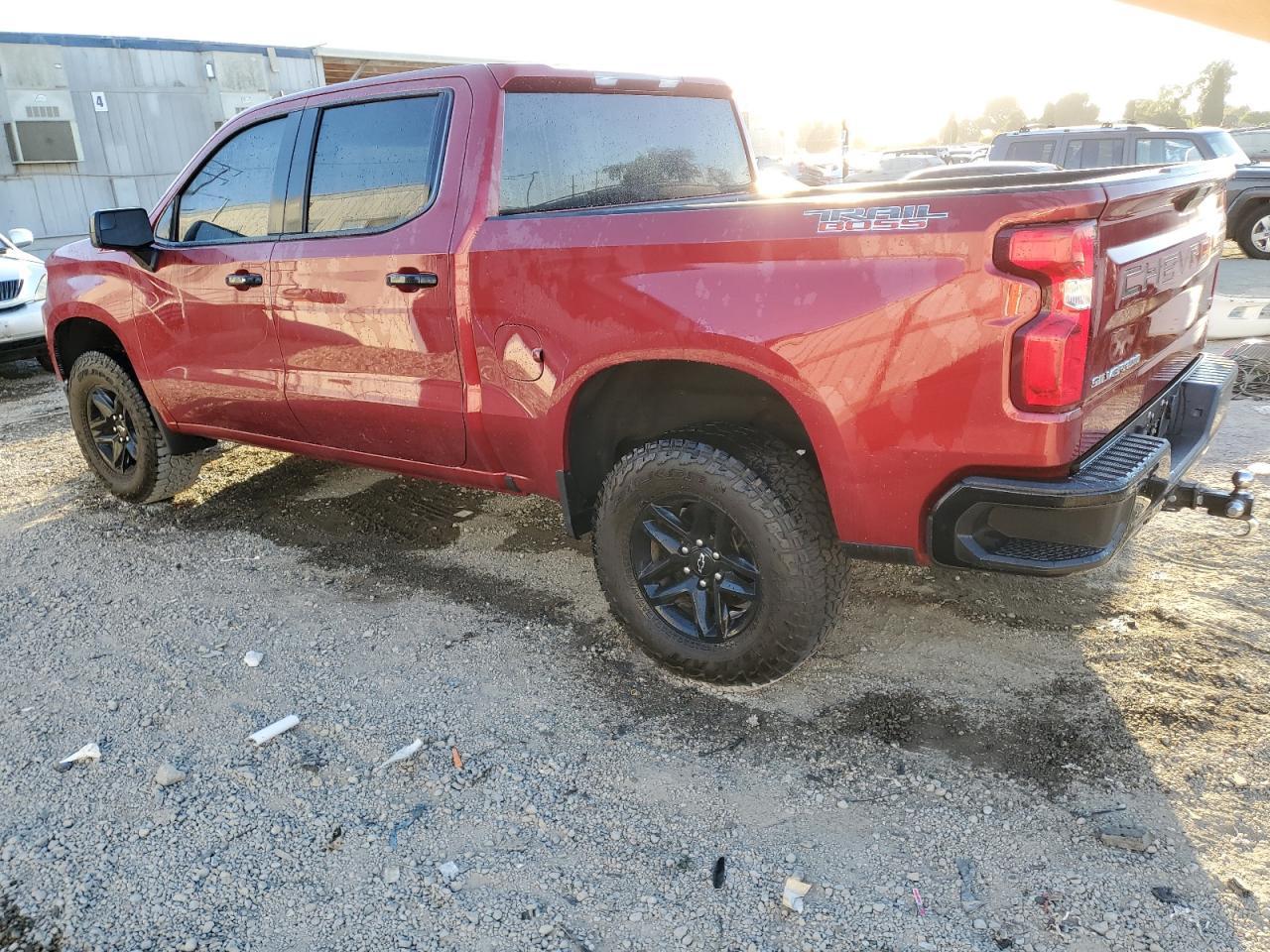 2020 CHEVROLET SILVERADO - Image 2