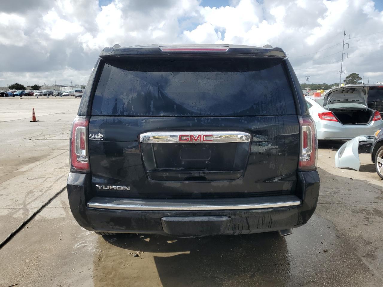 2017 GMC YUKON DENA - Фото 6
