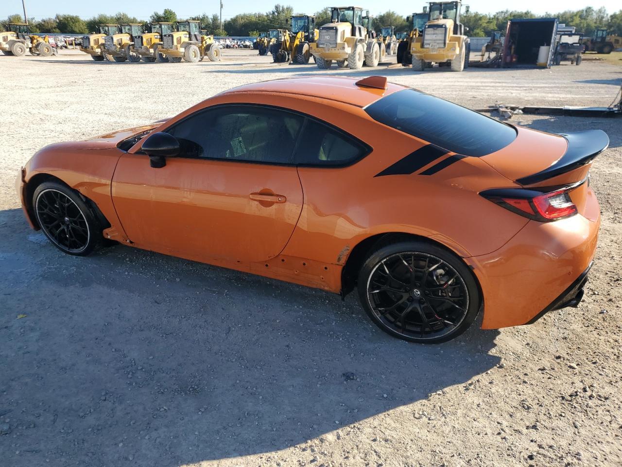 2023 TOYOTA GR 86 PREM - Фото 2