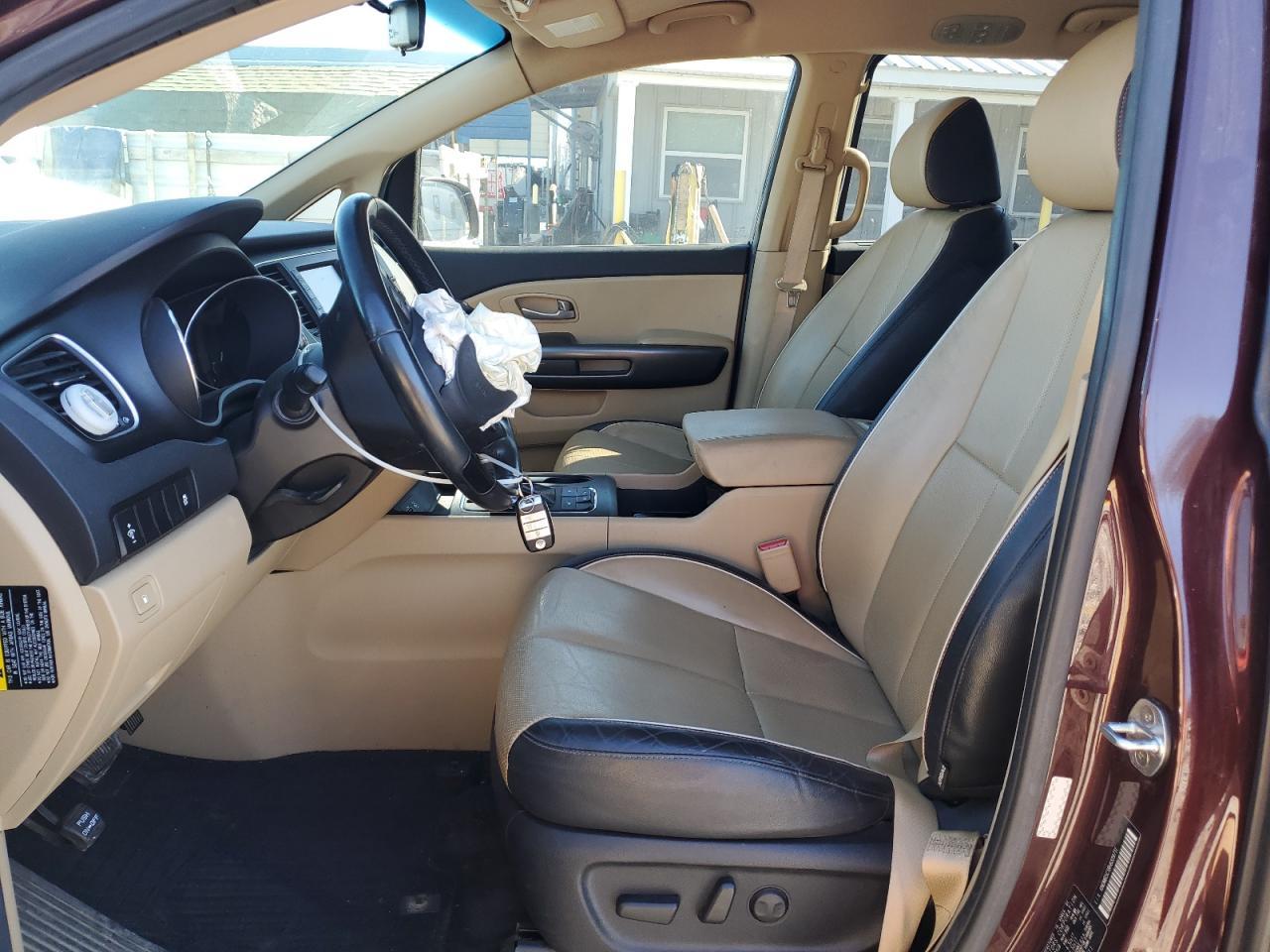 2017 KIA SEDONA LX - Фото 7