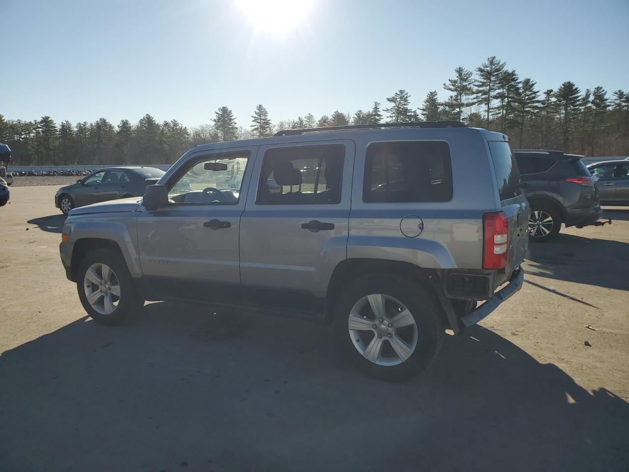 2015 JEEP PATRIOT SP - Фото 2